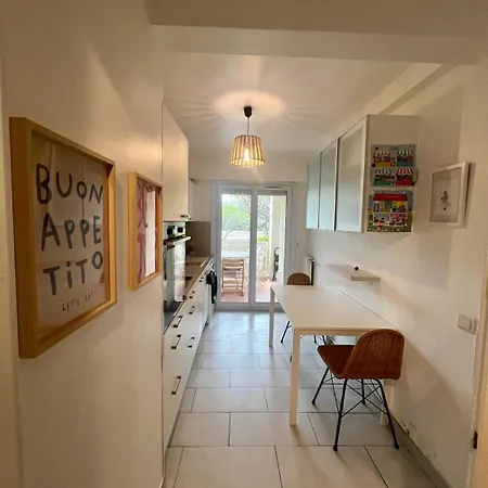 6 Personnes Saint-Raphael (Var)