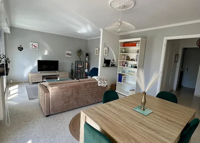 6 Personnes * Saint-Raphaël